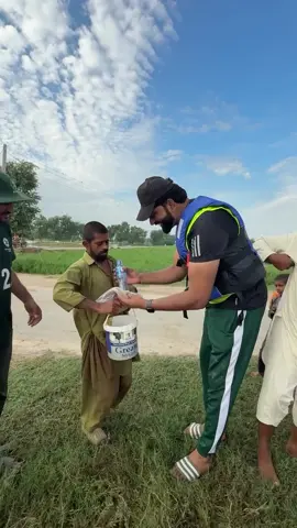 Assi Duniya Te Kis Maqsad Lyi Aaye? Insaniyat Da Farz – Doojeyan De Kam Aana  @waqarbhinder852 @Khalsa Aid Canada 