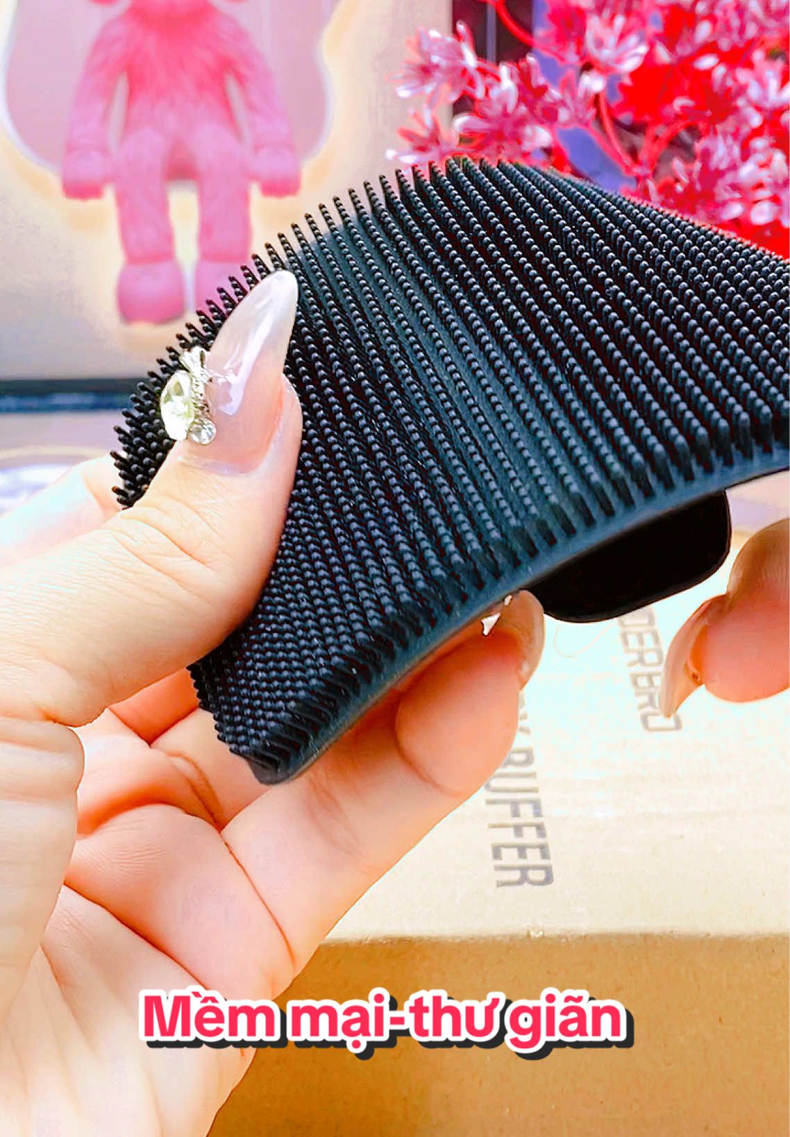 Tắm thôi cũng thành “nghiện” 😍 Silicon mềm mại, sạch sâu, không bám khuẩn!#banchaitam #miengtamkyghet #miengtamsilicon #taytebaochet #taytebaochetbody 