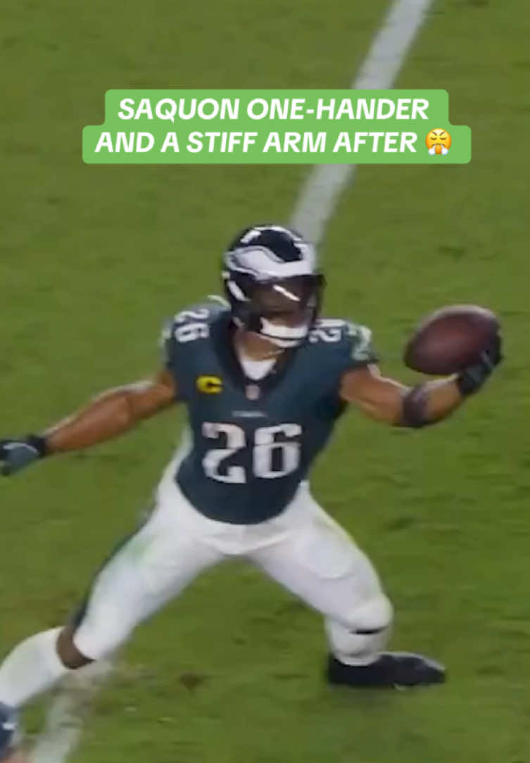 reigning opoy doing his thing 😎 #saquonbarkley #philadelphiaeagles #nfl 