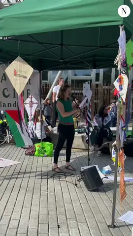 Protesters read the names of all children aged 0-6 killed in Gaza outside the Scottish Parliament on Thursday They expected it would taken 10 hours to get through the full list 🇵🇸🏴󠁧󠁢󠁳󠁣󠁴󠁿 #Palestine #Gaza #genocide #Israel #Scotland #Scottishpolitics