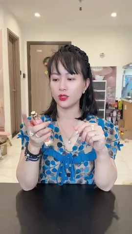 Nước hoa body mist nhũ #nuochoa #nuochoanu #hang4con 
