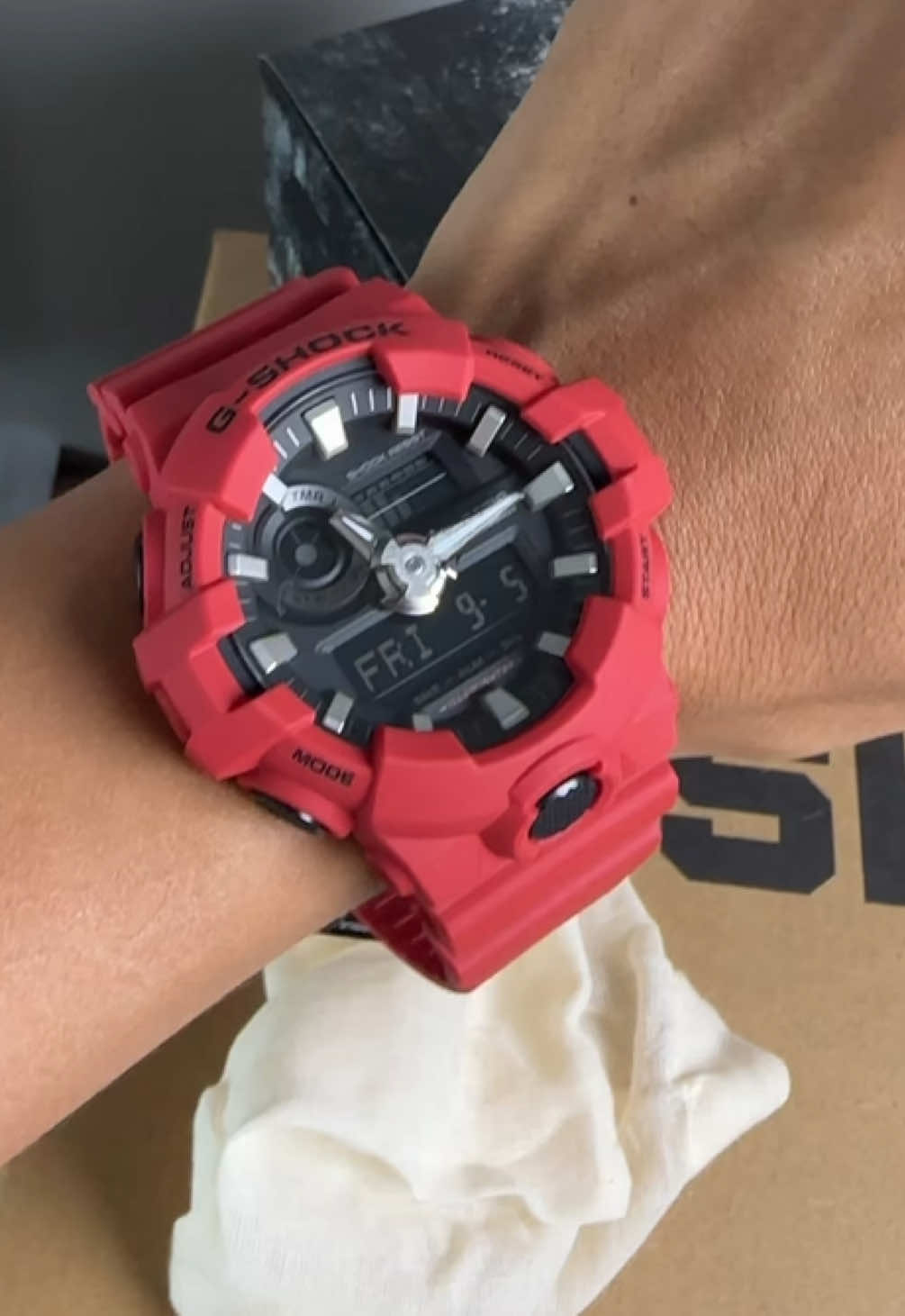 G-Shock GA-700-4A สีแดง #casio #gshock 