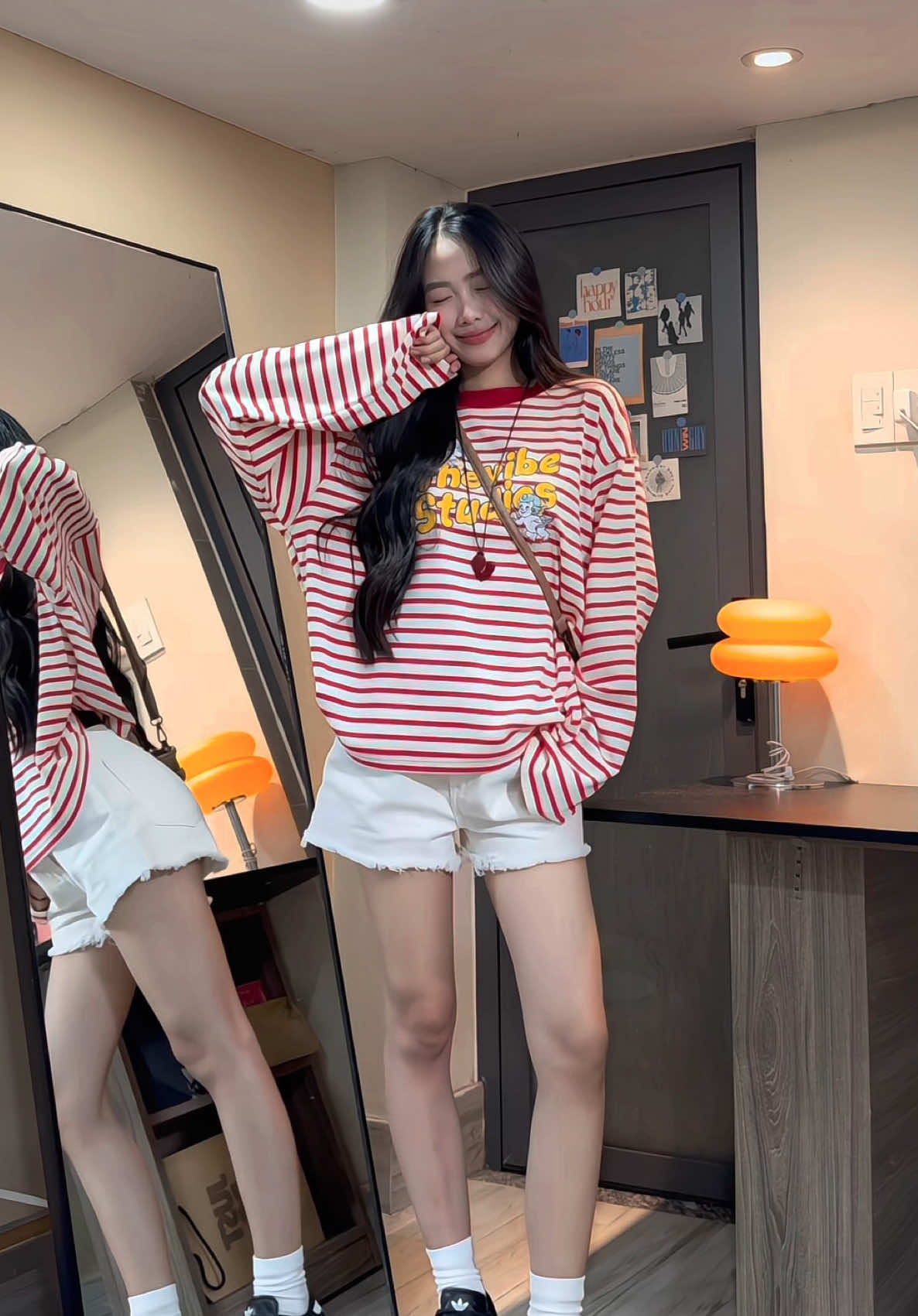 Sọc đỏ quá ư là xinh #vibestudio #aothun #thuntaydai #42kgmacgi #phoido 