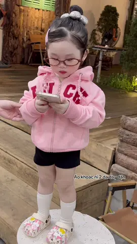 Áo khoác nỉ 2 lớp 🥰#xuhuong #thoitrangtreem #thoitrangbegai #aokhoacchobe #aokhoacnichobe 