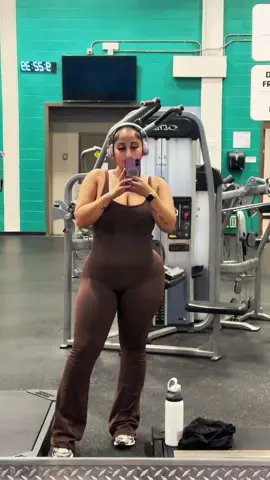 I'm sad n then I get in that gym #fyp #GymTok #gymgirl 