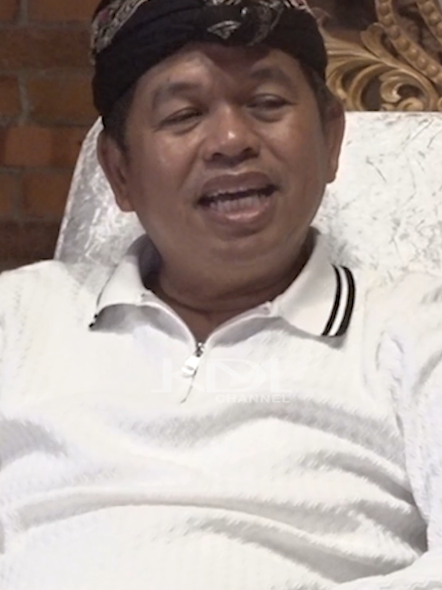 masa lalu jadi kisah  lucu