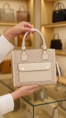 LES CATINO Tas Selempang Cantik Model Kekinian Sling Bag Rika #taswanita #rekomendasitas #tasselempang #lescatino #fyp 