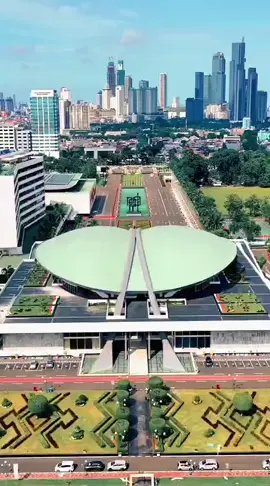 Ketua DPRD Sumsel Andi Dinaldie mendampingi mahasiswa yang tergabung dalam BEM se-Sumsel dan masyarakat membawa aspirasi ke Senayan, Jakarta #dprri  #dpr  #dprdsumsel