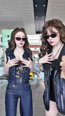 Đẹp gái nhưng hơi hâm 
