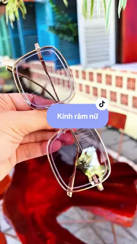 Kính râm thích hợp với nữ#kinh #Kinhram #Kinhramnu #phukienthoitrang #nhungshop 