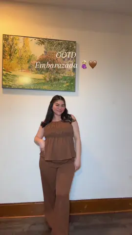 Lo tengo talla XL 🤎🤰🏼 #ootdpregnant 