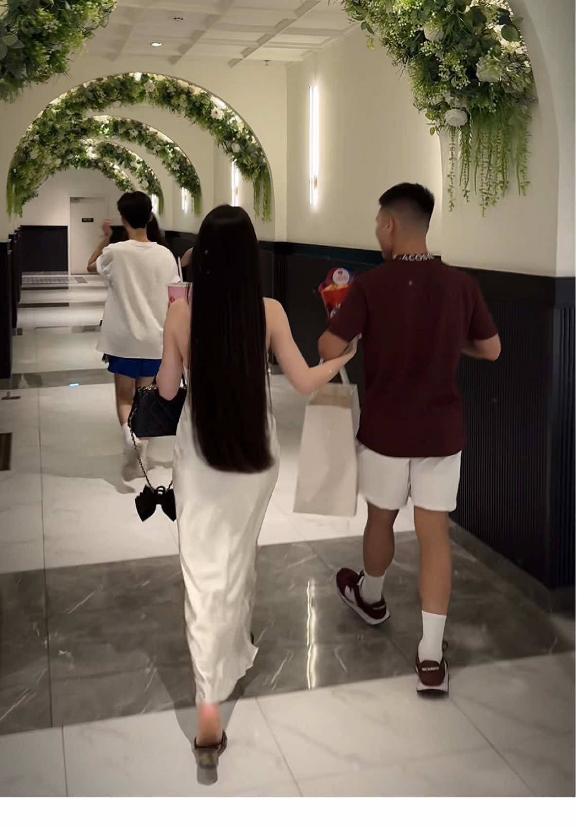 Nay bố mẹ trốn Lido đi xem phim “Mưa Đỏ” #chuthanhhuyen #quanghai #Lido #fyp 