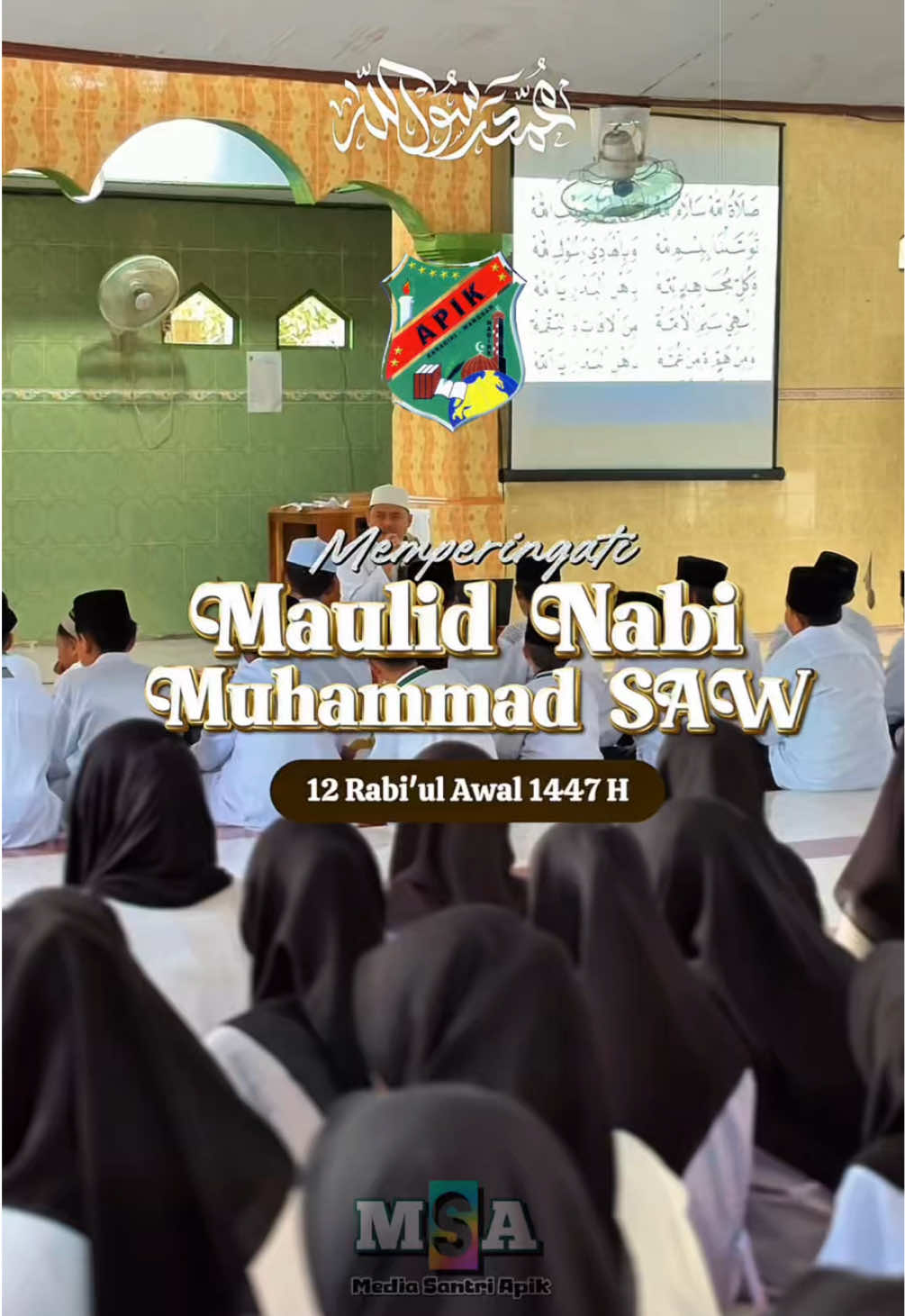 Keluarga Besar Pondok Pesantren APIK Nabire mengucapkan : “Selamat Memperingati Maulid Nabi Muhammad SAW 12 Rabi’ul Awal 1447 H” Semoga kita senantiasa berada dalam naungan syafaatnya hingga di hari akhir kelak… Aamiin yaa Rabbal ‘alamiin 🤲🏻✨ . . #santri #PondokPesantrenAPIKNabire #APIKNabire #maulidnabi #fyp 