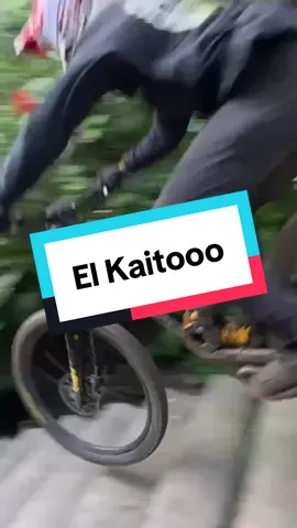 Calmaaaaoooouuuuu primo Kaitooooo ##dhmexraces #bike #taxco #downhillurbano #dhmtb 