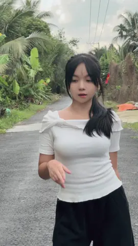 Bài này cuốn thế nhờ