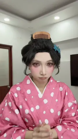 Có chồng cái nó khác ngay 😗 #menhthienhoamakeup #cosplay #fypシ゚ #fyp #kny #hakuyi #koyuki #akaza #demonslayer #ooc