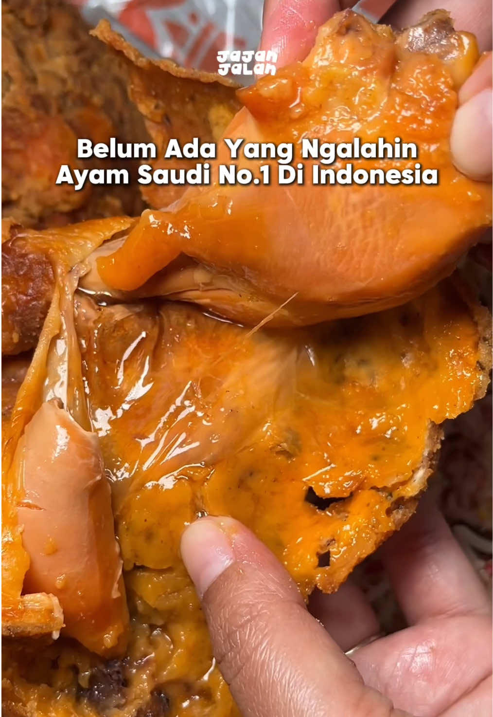 Fried Chicken Ala Saudi, Dup No.1 versi Lokal 🙌🏻 Sudah hadir di Colomadu Bukan sekedar Fomo tapi ternyata ini udah diterima dengan baik karena rasanya yg ngga ngecewain  Fried Chicken dengan bumbu rempahnya yg super medok, di padu nasi kebuli yg pulen harum dan kaya rempah juga emang cuma bisa kalian temuin disini Tempatnya luas, fasilitasnya juga lengkap  Mulai dari mushola, sampe area bermain anak yg nyaman  Jadi gimana? Tertarik buat cobain juga?  📍Almaz Fried Chicken Colomadu Colomadu, Malangjiwan, Kab. Karanganyar #promoseruweekend #solo #soloraya #solo24jam #kulinersolo #colomadu #almaz #ayamsaudi #almazcolomadu 