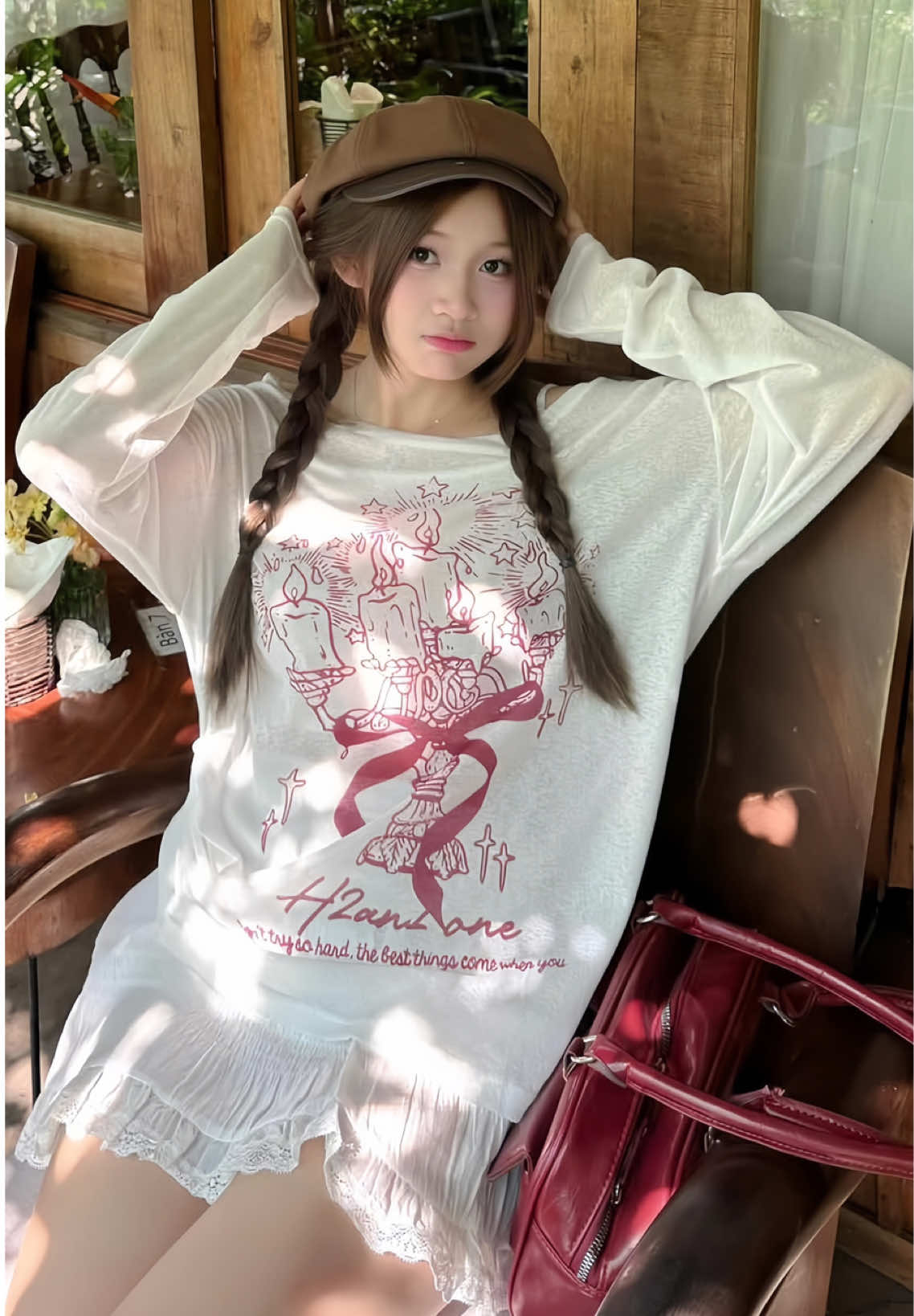 Áo thun giấy trễ vai dài tay họa tiết thần đèn#xuhuong #aothungiaytrevai #aothungiaymong #phoidoxinh #shopcuahoan 