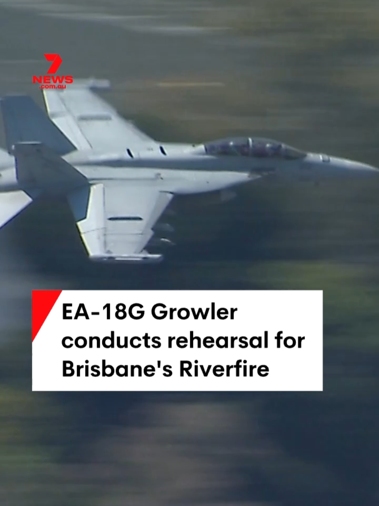 A Royal Australian Air Force EA-18G Growler has conducted rehearsal flights in the lead-up to Brisbane Festival’s Riverfire. #Aviation #AirForce #Plane #Jet #Stunt
