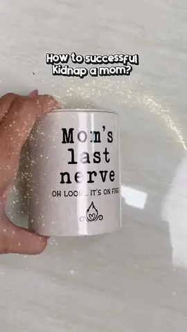 When Mom’s patience is literally on fire 🔥  The ultimate mix of sass & love for birthday,holidays or Christmas 👇🏻 #sales #tiktokmademebuyit #candles #giftideas #MomsofTikTok 