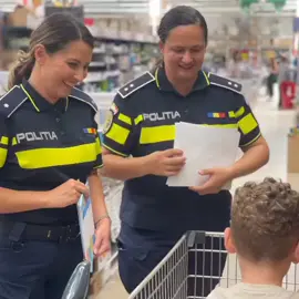 *Polițiștii doljeni – activități preventive pentru siguranța elevilor și părinților, la început de an școlar* Polițiștii Compartimentului de Analiză și Prevenire a Criminalității Dolj, împreună cu cei din cadrul Biroului Siguranță Școlară și ai Secției 3 Poliție Craiova, au desfășurat, în aceste zile, activități preventive dedicate părinților și elevilor, în contextul apropierii noului an școlar. Activitățile au vizat teme esențiale pentru siguranța copiilor și a familiilor acestora: Cumpărături sigure – achiziționarea produselor doar din magazine autorizate, verificarea certificărilor și evitarea produselor contrafăcute; Cumpărături online sigure – atenție la adresele web (să fie .ro sau .com oficial, fără greșeli în denumire) și la prezența simbolului HTTPS în bara de adrese, evitarea site-urilor obscure sau a link-urilor din reclame agresive, utilizarea metodelor sigure de plată;  Siguranță digitală – stabilirea unor reguli clare pentru folosirea internetului, utilizarea aplicațiilor de control parental, păstrarea dovezilor în caz de hărțuire online și sesizarea imediată a Poliției;  Prevenirea hărțuirii online – recunoașterea semnalelor de alarmă, salvarea dovezilor și raportarea agresorilor către platforme și autorități.  Polițiștii subliniază importanța dialogului deschis între părinți și copii, fără ton autoritar, pentru prevenirea riscurilor.  Prevenirea începe acasă, prin exemplul personal și implicarea activă a părinților.  Educația prin exemplu și comunicarea constantă rămân cele mai eficiente forme de protecție. 🔗 Resurse utile pentru părinți și elevi: www.sigurantaonline.ro  – ghiduri și cursuri www.116111.ro  – linie gratuită de asistență pentru copii www.politiaromana.ro – secțiunea Prevenire www.sigurantascolara.ro - secțiunea Recomandări – Resurse părinți Polițiștii vor continua activitățile informativ-preventive destinate elevilor și părinților, pentru siguranța acestora și prevenirea evenimentelor nedorite.