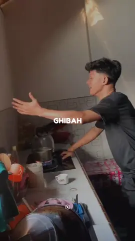 Ini baru namanya ' Dapur rekaman #ghibah #rhomairama #liriklagu #liriiklagu #laguviral  Source TikTok : @zaitunniam9 