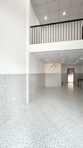 📣📣 CHO THUÊ NHÀ MẶT TIỀN ĐƯỜNG NGÔ GIA TỰ, PHƯỜNG AN HÒA CŨ, RẠCH GIÁ, AN GIANG. 💰𝐆𝐈𝐀́ 𝐂𝐇𝐎 𝐓𝐇𝐔𝐄̂: 4,5 TRIỆU/THÁNG. 👉 𝐇𝐈̀𝐍𝐇 𝐓𝐇𝐔̛́𝐂 𝐓𝐇𝐀𝐍𝐇 𝐓𝐎𝐀́𝐍: HỢP ĐỒNG TỪ 1 NĂM, CỌC 5 TRIỆU + ĐÓNG TIỀN TỪNG THÁNG. 👉 𝐊𝐄̂́𝐓 𝐂𝐀̂́𝐔: ngang 3,5m, dài 15m. Trệt lửng mâm đúc, 2 phòng ngủ, wc, bếp, phòng khách. ☎️☎️ 0949.952.876 (Ngọc Diệu). #xuhuongtiktok #NgocDieuBĐS #kiengiang #chothuennha #rachgia 