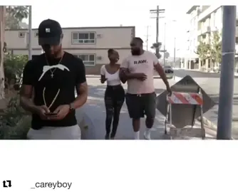 when your homie got your back 😂 