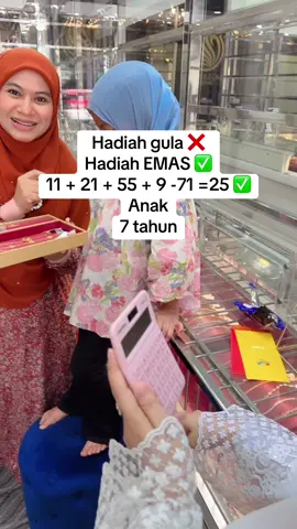 Untung faihaaa 🤣🤣. Dia skrg dah pandai. Upah soalan nak emas. Pengsan laaa mama eh. Jgn esok dia minta kereta pula .  Ibu ayah nak anak2 kira cepat mcm faiha? Otak kiri kanan digunakan secara optimum? Isi form terus dkt bawah ok! Ticer za akan buat sesi percuma 14/9 sekaligus open pendaftaran! 