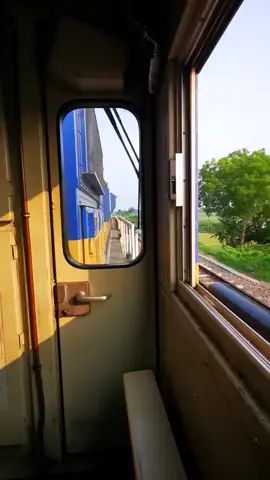 no caption for time 🤨😐😐 🥰🥰 #tiktok #locomotive6636 #vairaltiktok #locomaster #assistant_locomaster 