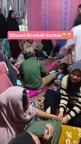 Yang sabarki Semogga Allah menempatkan di sisi Nya Aamiin🙏