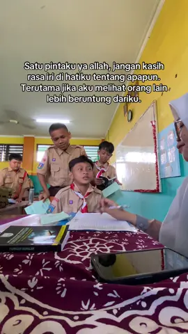 Jauhkan dari rasa iri yaallah #selfreminder #ihope 