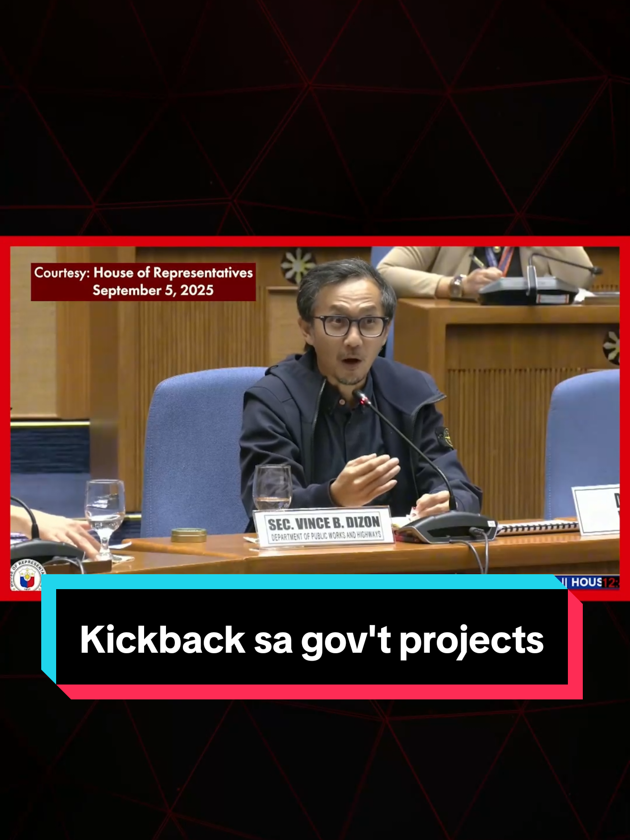 'IYON DIN PO ANG TANONG KO' Ito ang sagot ni Department of Public Works and Highways (DPWH) Sec. Vince Dizon nang tanungin ukol sa kung papaano nakakakuha ng kickback ang mga kontratista sa likod ng mga proyekto ng pamahalaan. Humingi rin si Dizon ng panahon mula sa Kongreso para makapagpresenta ng konkretong impormasyon ukol sa isyu.