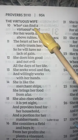 Verse of the night 🤍 #christiantiktok #jesuslovesyou #faithingod #womanofgod #fyp 