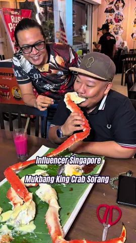 Orang Singapore tak relax mukbang king crab sorang  #abglobster #nasilemaklobsterjb 