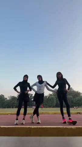 🏃‍♀️🏃‍♀️ 