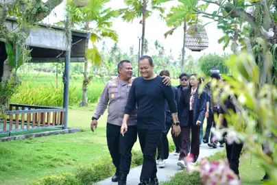 Badung, 5 September 2025 Wakil Bupati Badung Bapak Bagus Alit Sucipta di Sunfield Jalan Carik Aban, Darmasaba, Abiansemal-Badung menghadiri acara tatap Muka Bersama dengan Kapolres Badung Bapak AKBP M. Arif Batubara,S.H., S.I.K., M.H.,M.Tr. Opsla., Aliansi BEM Mahasiswa Kabupaten Badung dalam Rangka Menjaga Harkamtibmas didaerah Hukum Polres Badung. Salam Angunggah Shanti  #PDIPerjuangan  #SatyamEvaJayate #BagusAlitSuciptaSH #PutuYunitaOktariniSE #ADICIPTA