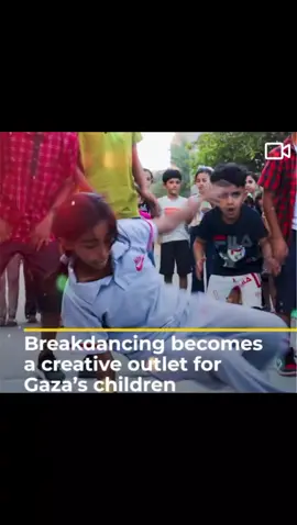 Akademi tari memberikan #Gaza 's anak-anak cara kreatif untuk mengekspresikan diri mereka saat mereka menghadapi realitas perang sehari-hari. #lsrael telah membunuh lebih dari 18 ribu anak-anak sejak mulai menyerang Gaza.