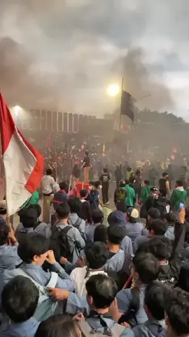 Demo Dpr 5 September 2025 Jakarta Hari Ini 5 Semptember 2025 #demodpr #dpr #dprrikhianatirakyat #demohariini #jakartahariini 
