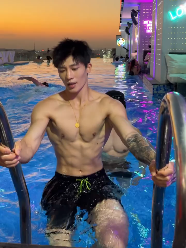 Do you like swimming pools like that?