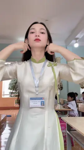 Tại sao anh lại hông thích emm.... #giáoviêntiểuhọc #xuhuongtiktok #xuhuong #fyp #foryou 