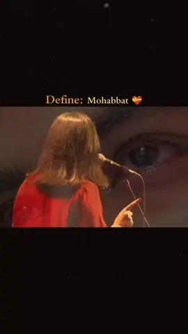 *کسی کو مل گئ کسی کی محبت ...❤‍🩹🥹* *کسی کے پاس کسی کے وعدے رہ گئے💔😭* #fpy #poetry #urdupoetry #fpyシ #fpyシ 