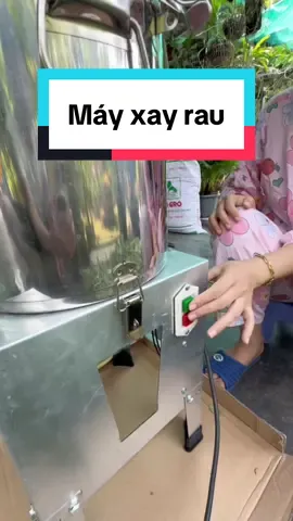 Máy xay rau muống, xay chuối làm thức ăn cho gà vịt #giadung #ngochome #xhtiktok  #mayxayrau 