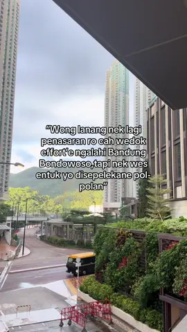 “Nek wes bosen dijak metu golek telur gulung wae yo wegah” #fypage #viral #taiwan #blitarpride #jawapride @Ucritt_reborn22 
