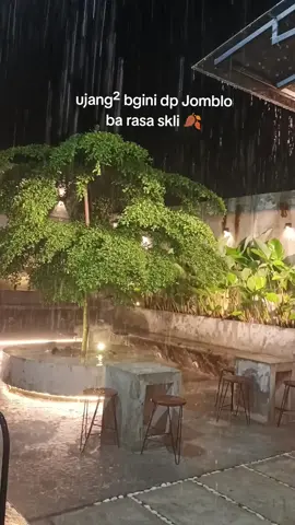 apalagi depe ujang dri pagi sampe malam🤣💫🥀 #wedabaynikel🇲🇨🎌 #halteng_weda  #fypシ゚ 