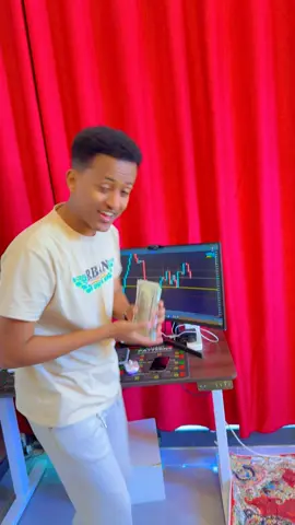Forex trader my husband @Socdaal #queen_itisaam way way Jah my amiirka guriga 