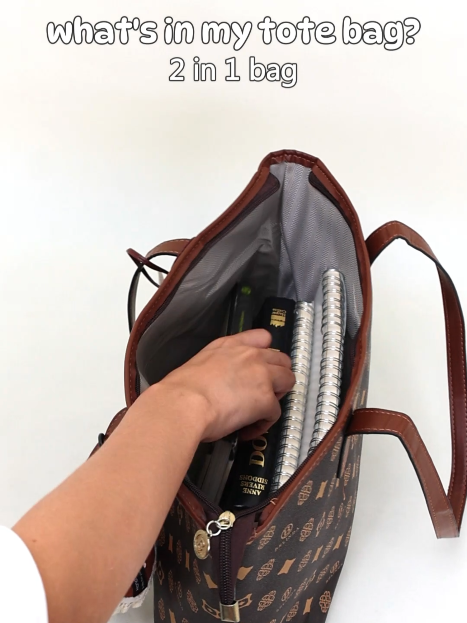 Matching moments: tote + pouch = perfection! 👜❤️ #totebag #whatsinmybag #bag #fyp #viral #belindabag
