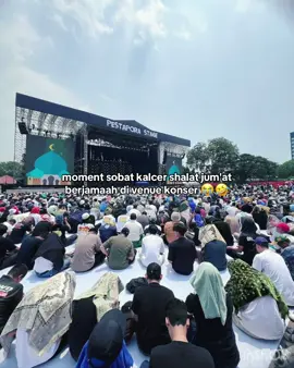 sholat jumat di pestapora kali ini dipimpin oleh haji rhoma irama. #konser #sholatjumat #genz #fyp #viral 