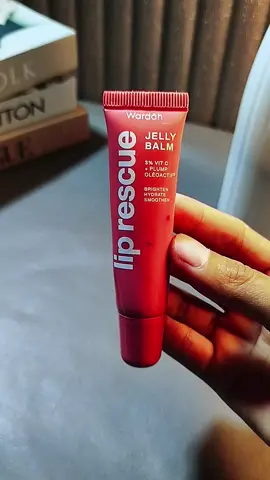 #promoseruweekend #liprescuewardah #lipbalm #jellybalm #wardah 
