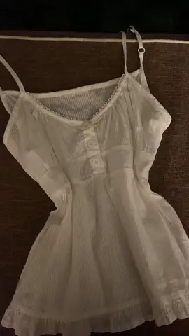 Join https://t.me/cloudyclosetsg for more 💗  Brand new & preloved brandy melville, cotton on, h&m etc .. #clothes #brandymelville #outfit #fyp 